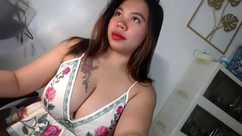 Lhea online show from February 19, 12:21 am