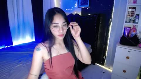 urpetit_soflexx online show from May 6, 9:02 am