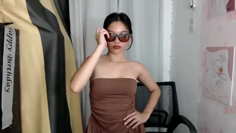 urpinay_christinexx online show from April 15, 7:53 am