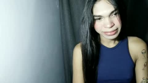 ursweet_zeviixx online show from July 2, 8:42 am