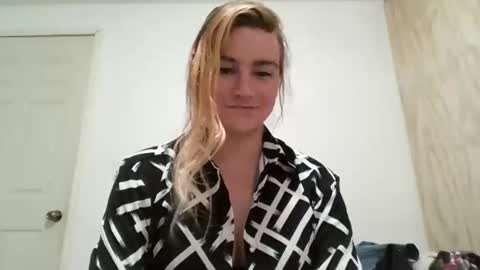 vagimosa online show from October 4, 8:53 am