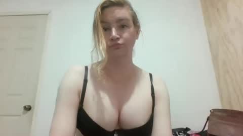 vagimosa online show from September 18, 3:38 am