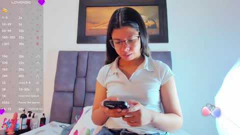 Vahiolet smith online show from March 25, 3:23 am