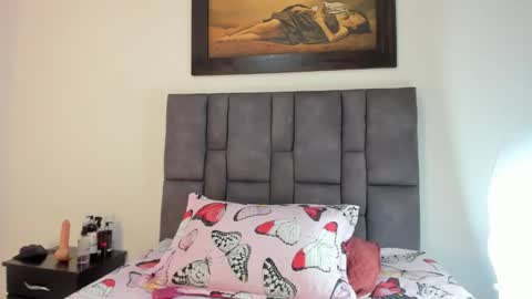 Vahiolet smith online show from March 5, 3:13 am