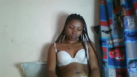 Snapshot of vailla02 chatting on October 22, 7:24 am vailla02 online show from October 22, 7:24 am