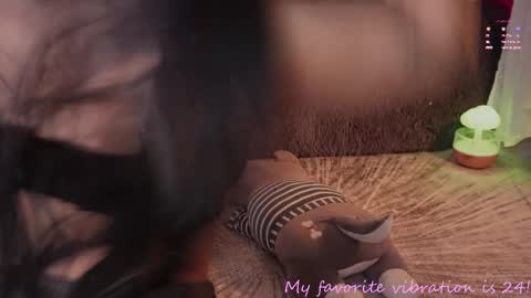 Val  online show from March 8, 10:02 pm