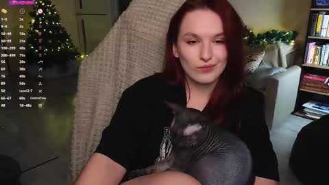 Val online show from December 17, 8:35 pm