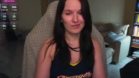 Val online show from July 27, 7:22 pm