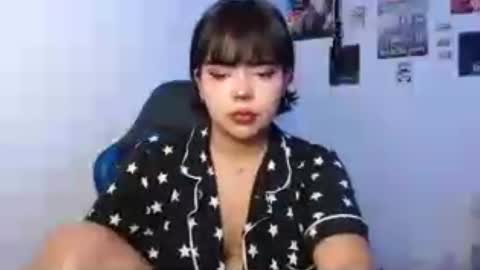 valenbeauty online show from July 12, 2:12 am