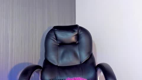 Valentina  Dolls online show from October 28, 11:42 pm