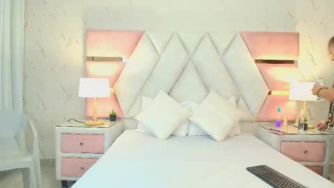 Snapshot of valentinadiazz1 chatting on January 14, 11:53 am Ana online show from January 14, 11:53 am