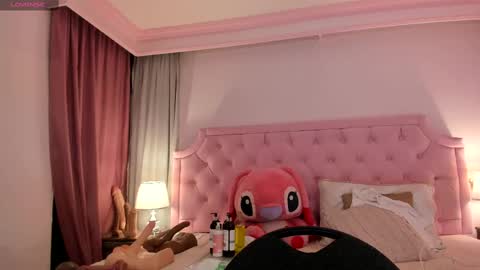 Vale Toro  online show from February 15, 11:17 am