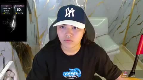 valeri_harpers4 online show from April 7, 5:20 am