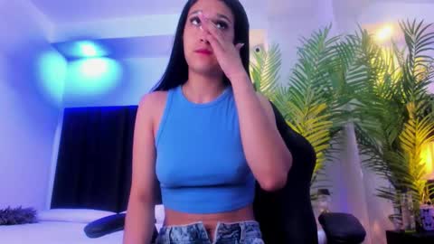 valeri_tafur online show from September 26, 11:19 am