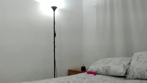   online show from October 21, 7:12 am