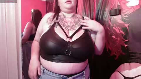 Snapshot of valeria_morgan07 chatting on October 8, 2:27 am Valeria online show from October 8, 2:27 am