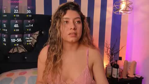 valeria_rouse28 online show from October 15, 5:48 pm