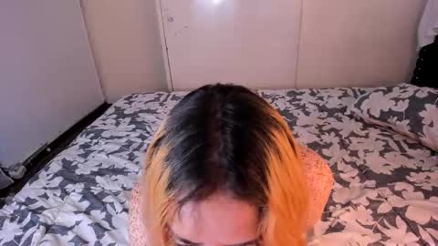 valerie luxe   online show from December 22, 6:16 am