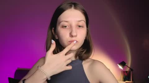 Kristi moony online show from April 8, 9:06 pm