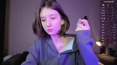 Kristi moony online show from December 18, 9:52 pm