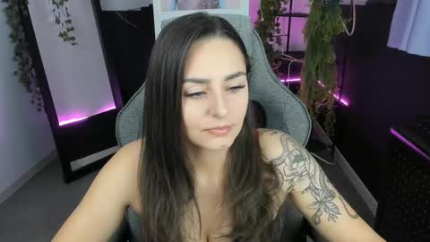 Valerie online show from October 17, 1:09 am