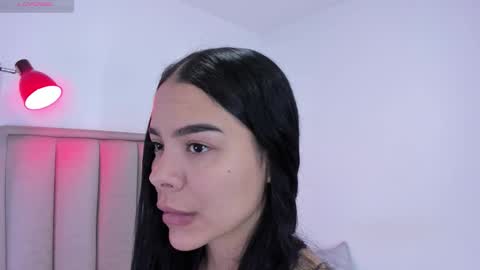 Cris  online show from January 15, 6:14 pm