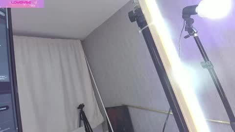 Valery Evans online show from September 24, 4:22 am