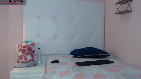 valery_storm_ online show from October 18, 12:19 pm