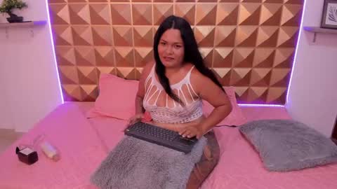 valery_tentation online show from April 16, 8:30 pm