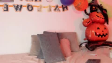 call me Maria online show from October 30, 6:05 am