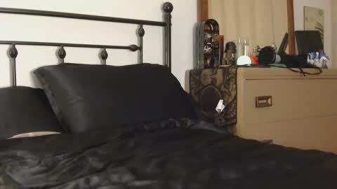 Snapshot of valleriestarr chatting on September 26, 2:42 am Vallerie Starr online show from September 26, 2:42 am