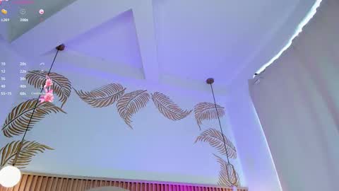 valleriie_ online show from November 22, 4:09 pm