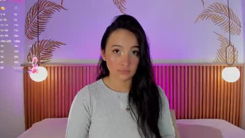 valleriie_ online show from June 16, 5:03 pm