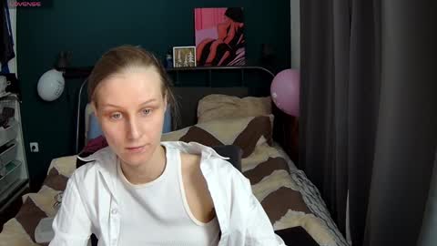 originally accaunt on cb - valorant girl  naked show only pvt  online show from May 4, 6:33 pm
