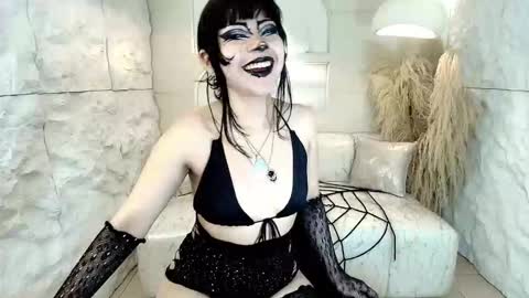 vampkitty_r online show from February 21, 1:23 pm