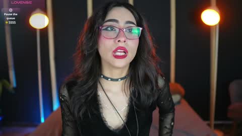 vampy_dolll online show from January 30, 11:02 pm