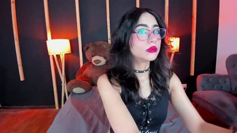 vampy_dolll online show from January 18, 1:08 pm