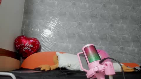 vanessaadol online show from March 11, 8:08 am