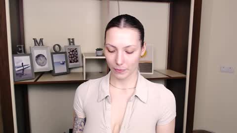 Vanessa online show from March 26, 6:20 pm