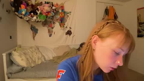 Vanessa  online show from March 17, 6:17 am