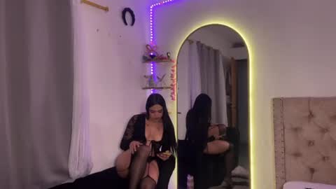 vanessaxooo online show from June 28, 10:05 pm