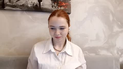 Vania online show from May 28, 3:32 pm