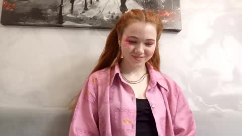 Vania online show from May 31, 3:51 pm