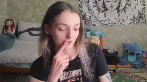 Adelina online show from May 31, 11:49 am