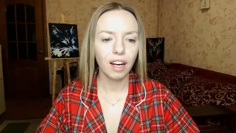 VanillaMuffin online show from February 10, 7:04 am