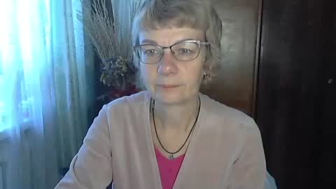 Vanillaxcreamy online show from November 2, 9:23 am