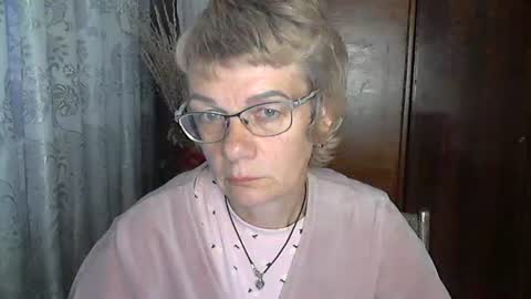 Snapshot of vanillaxcreamy chatting on October 21, 2:10 pm Vanillaxcreamy online show from October 21, 2:10 pm