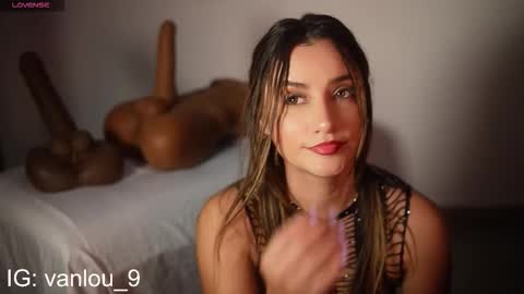 Vanilu online show from October 22, 10:37 pm