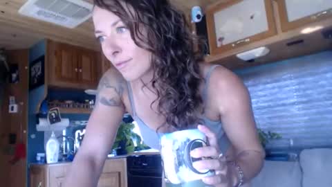 vanlifegypsy online show from January 15, 6:58 pm