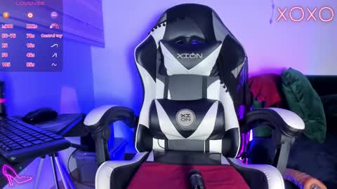 Megan Rosse online show from January 17, 11:40 am